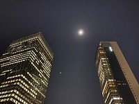 名駅　月